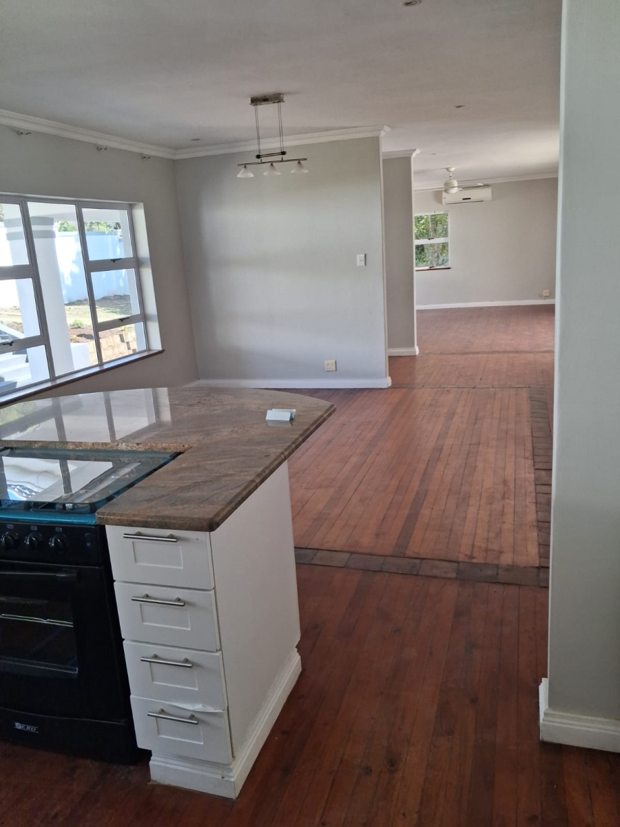 To Let 3 Bedroom Property for Rent in Vincent Heights Eastern Cape